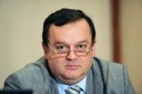 Prof. Dr. Ovidiu Băjenaru: Scleroza multiplă, “actorul”care poate mima orice altă afecţiune neurologică